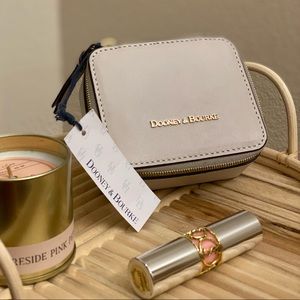 Dooney & Bourke Travel Jewelry Holder